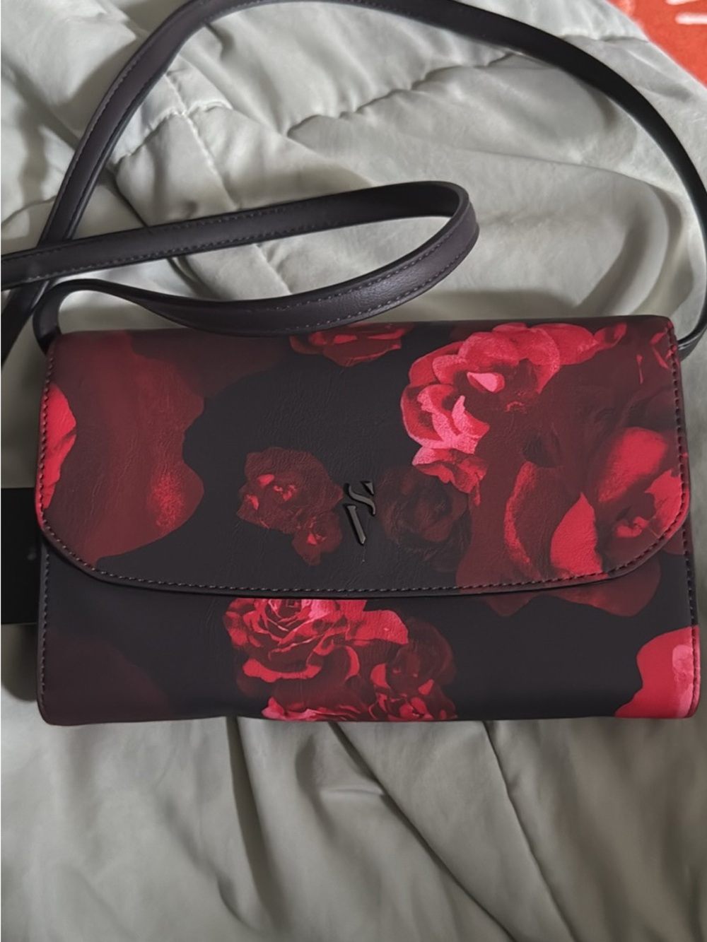 Women's Floral Crossbody Bag in Deep Red